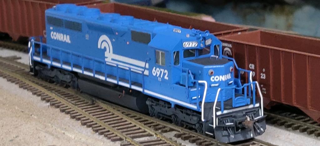 Kato SD40R as Conrail #6972